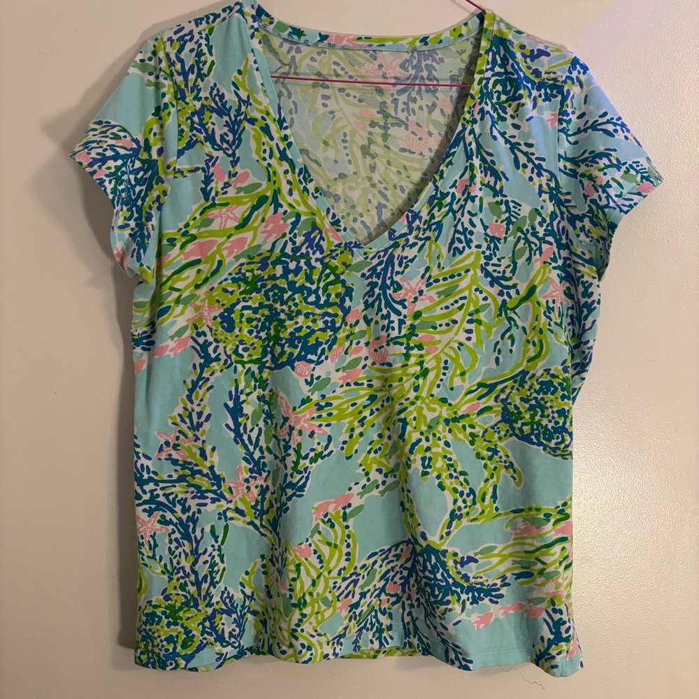 Lilly Pulitzer Michele v-neck top - Palm Reader - Size X Large